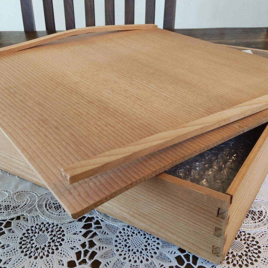 未使用保管品　源右衛門 　館林源右衛門 作　染付 輪花　十寸　30cm　供桐箱