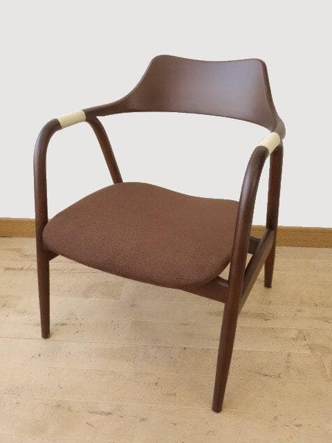 飛騨産業　キツツキ　アイガーアームチェアーA　USED　再塗装済