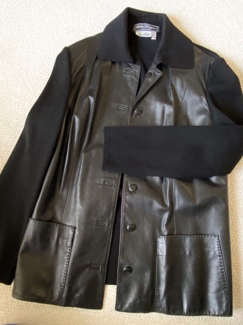 フェラガモレザーウールコンビジャケット ブラック美品！お値下げしました♪