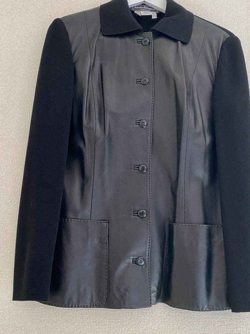 フェラガモレザーウールコンビジャケット ブラック美品！お値下げしました♪