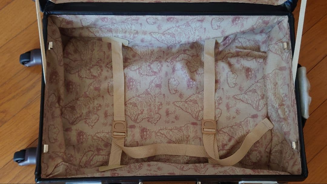 WORLD TRUNK キャリーケース 35L