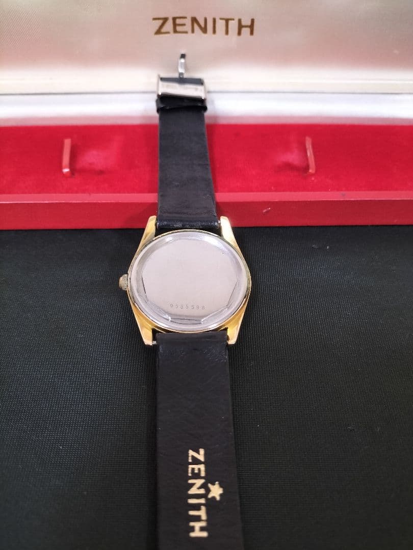 ゼニス ヴィンテージ手巻き時計 メンズ　ZENITHベルトBOX付き稼働中