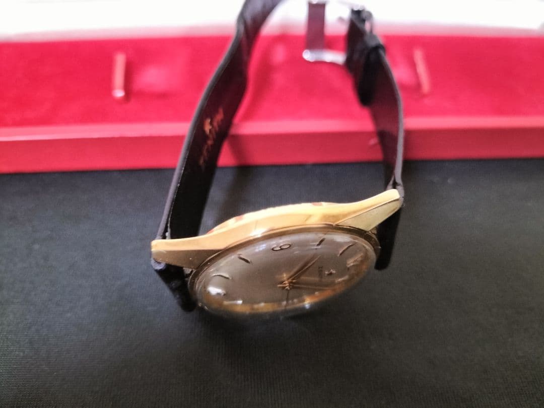 ゼニス ヴィンテージ手巻き時計 メンズ　ZENITHベルトBOX付き稼働中