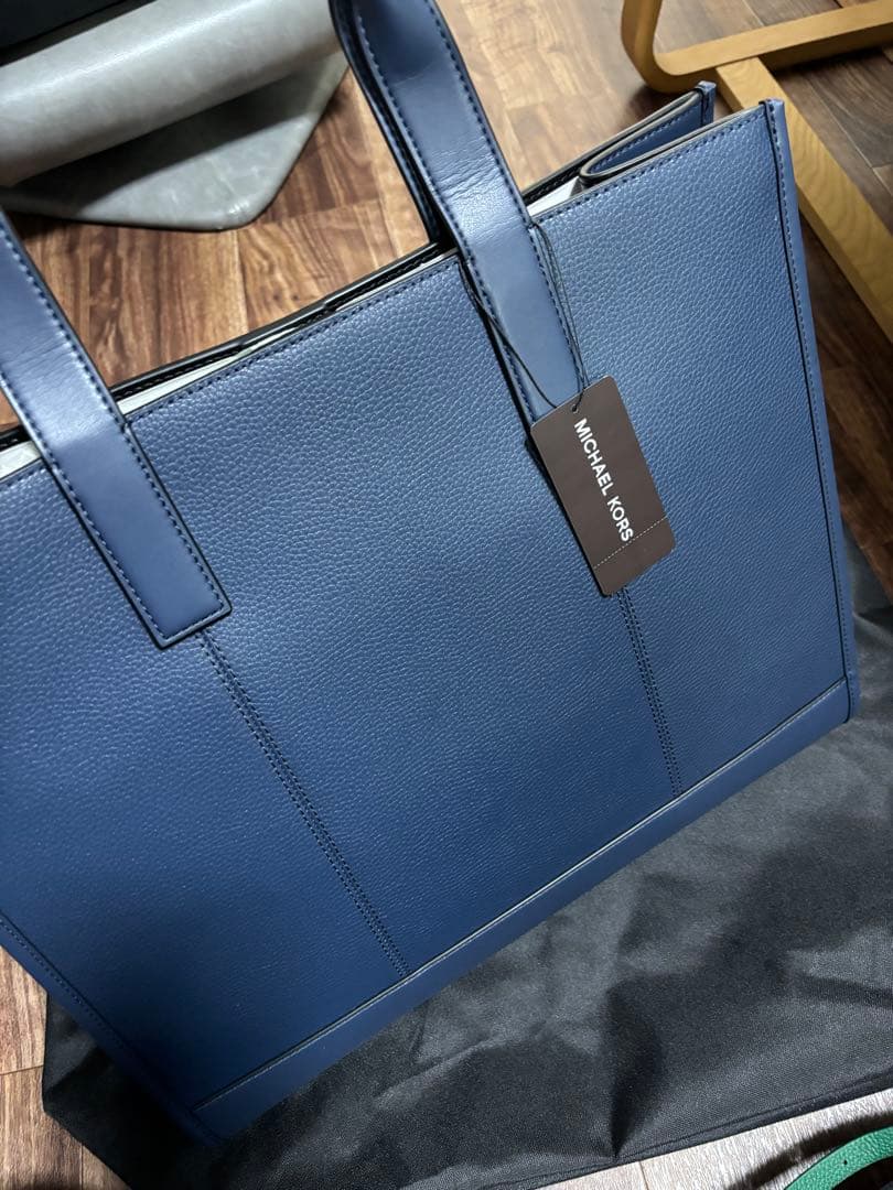 新品 マイケルコース トートバッグ メンズ