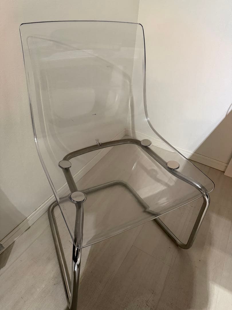 1月末で消去 IKEA tobis トービス 透明椅子 2つ