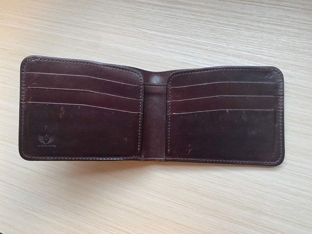 ＜ワイルドスワンズ＞ウイングス（二つ折り財布）　初期ロゴ！