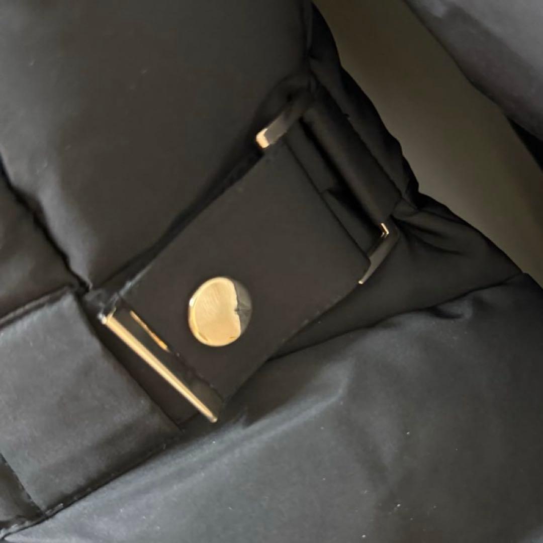 大幅値下げ！ZARA セミロング丈フード付きダウンジャケット