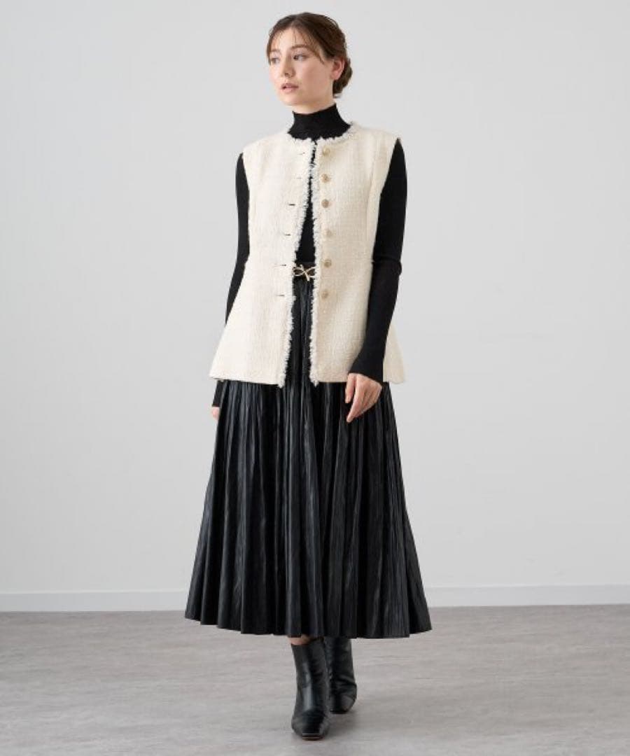 アナイ　フィルムツイードペプラムジレ