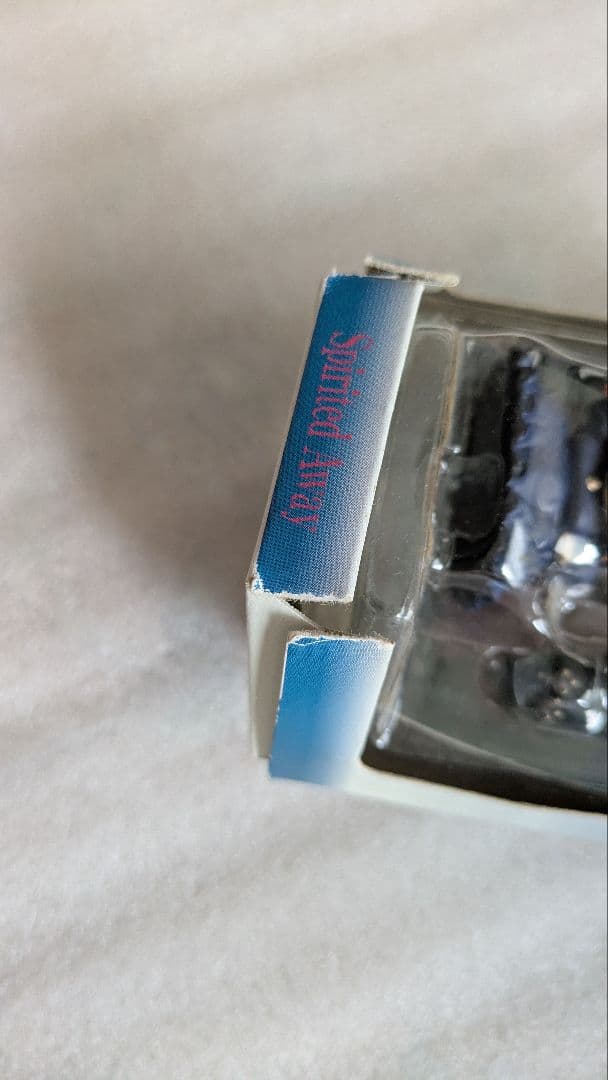 千と千尋の神隠し　帰ってきた坊　ミニ置時計　フィギュアキーホルダー　セット