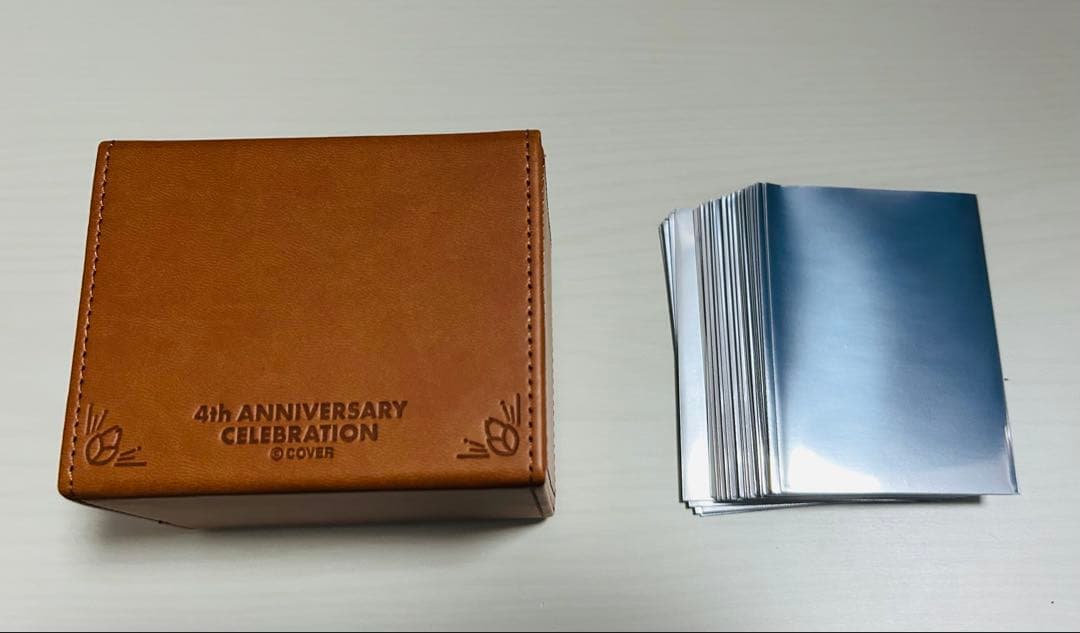 白上フブキ カードケース スリーブ