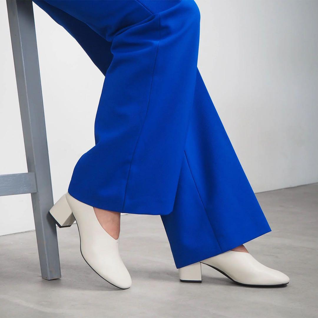 1日だけ使用 GEMMA LINN ラウンドトゥシューティー_GE22023