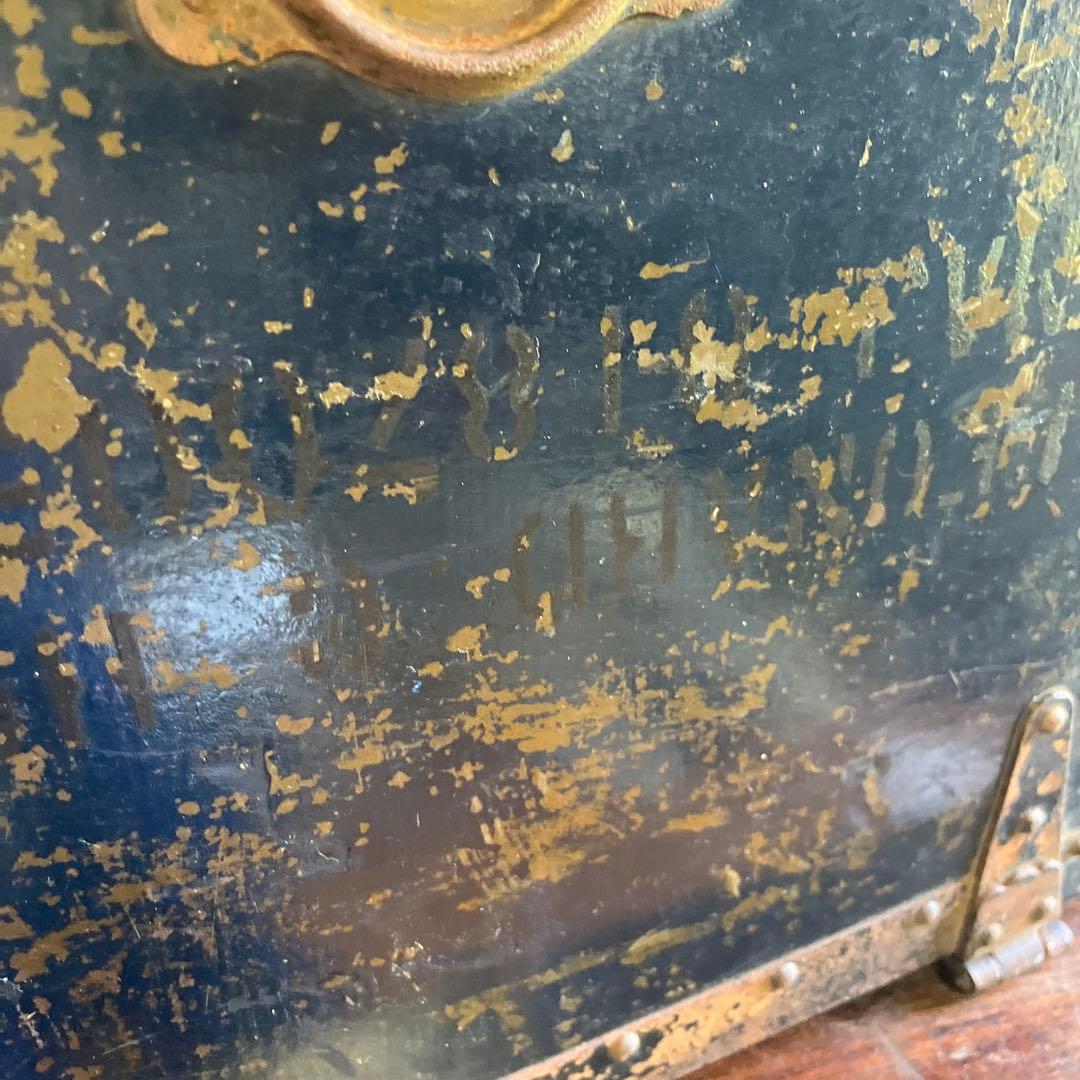 ヴィンテージ金属製　軍？ボックス