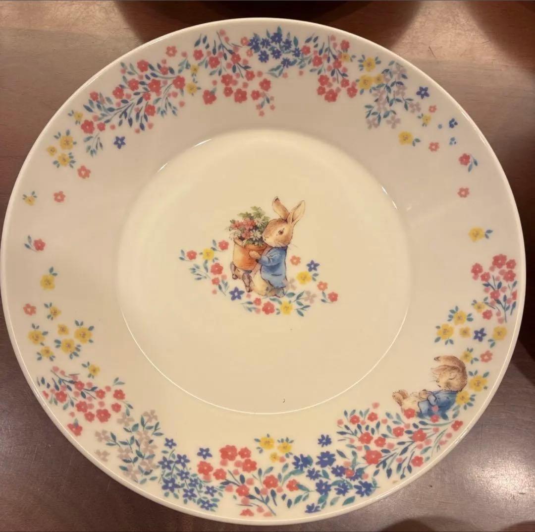 新品　未使用　ピーターラビット　陶器製　カレーパスタ皿　サラダボウル　コップ