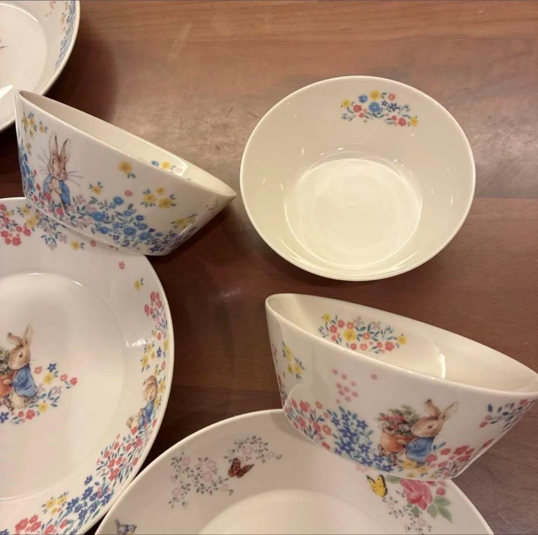 新品　未使用　ピーターラビット　陶器製　カレーパスタ皿　サラダボウル　コップ