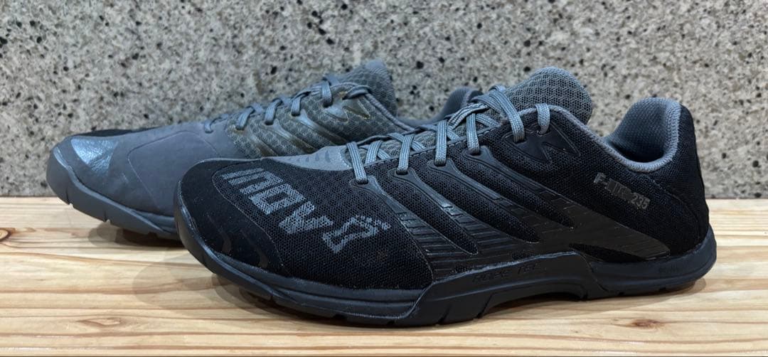 inov-8 f-lite 235 inov8 イノヴェイト　トレーニング