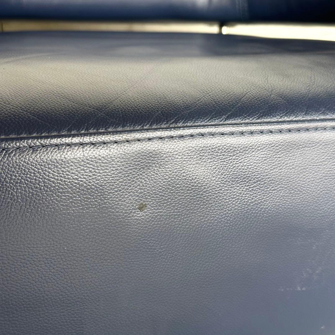 合皮クラブチェア◎ モダンデザインラウンジチェア／低座面／店舗・サロン・書斎