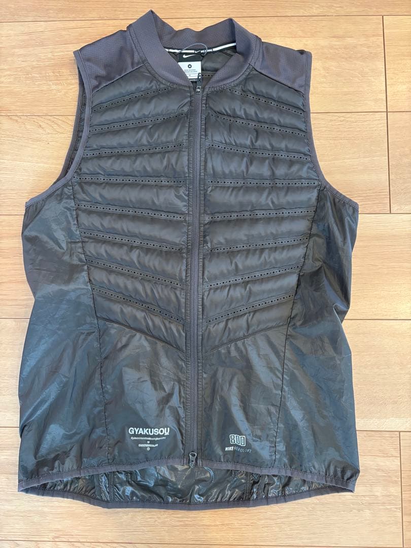 【コンドル】gyakusou ランニングベスト　Mサイズ　ナイキ