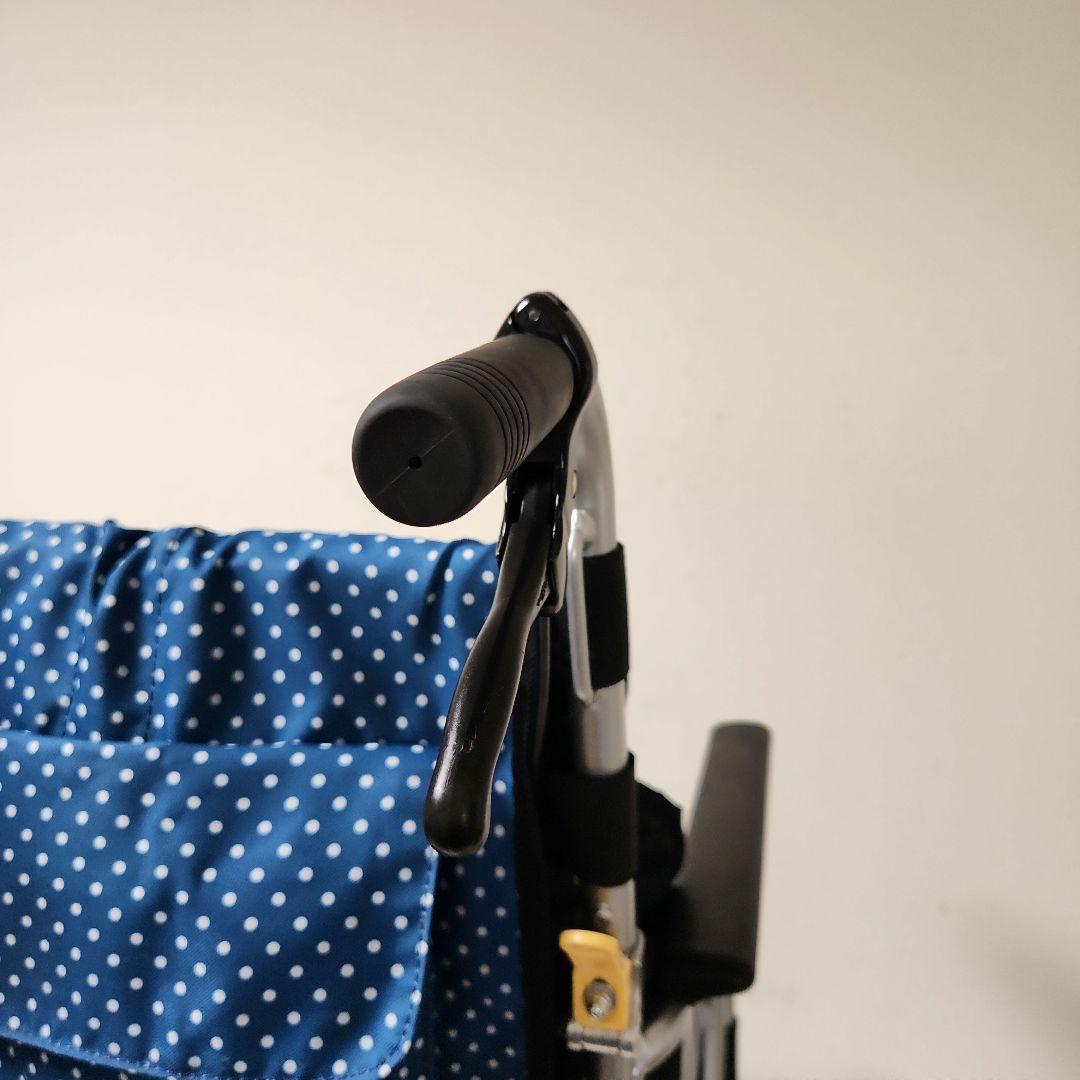 日進医療器　介助用　超軽量　ULTRA　ノーパンクタイヤ　車椅子　NAH-U1