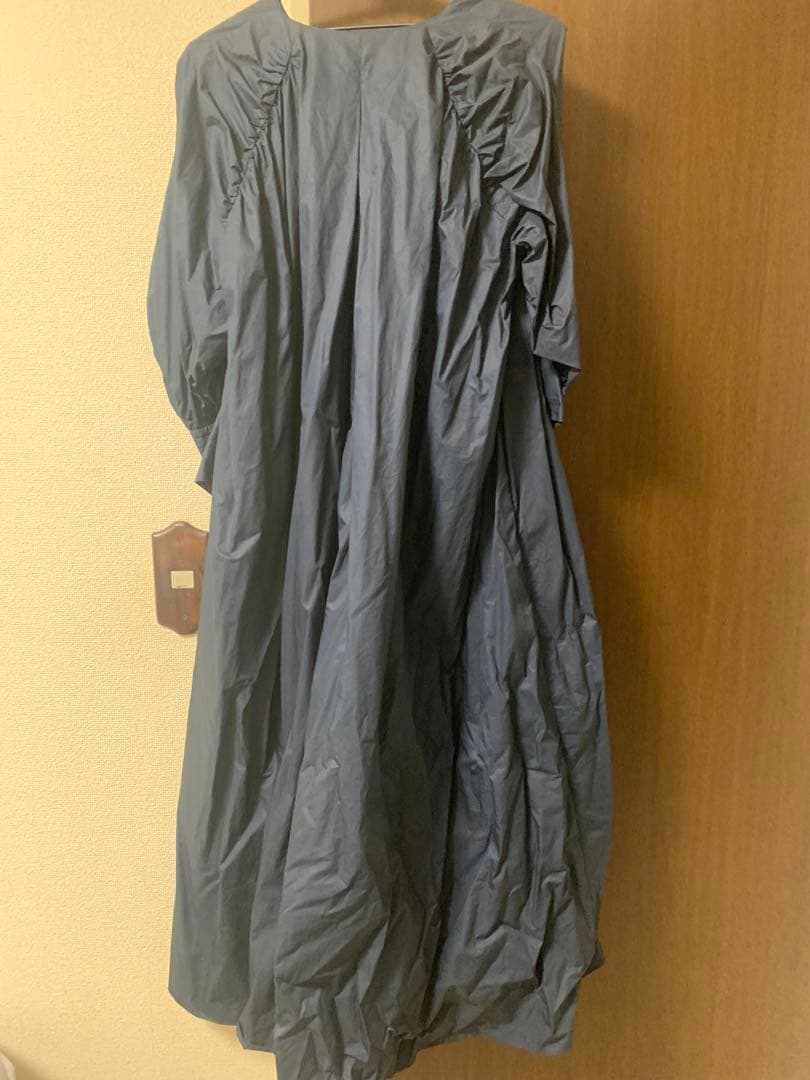 カレンソロジー ドロストスリーブ　ワンピース　ネイビー