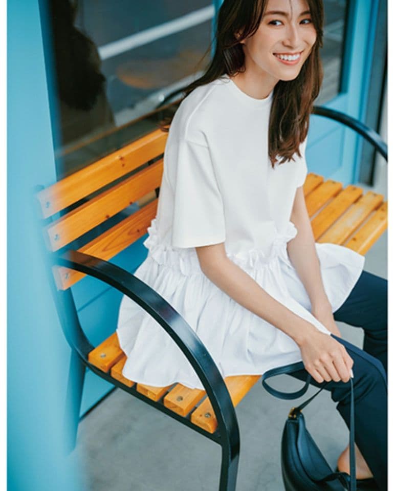 【未使用】THREE SQUARE☆veryコラボ☆ペプラムプルオーバー