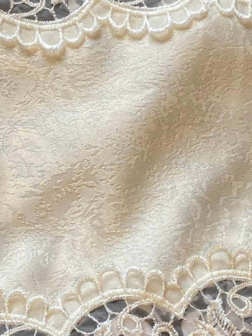 高級♦️エレガントなレース♦️ロココ テーブルランナー♦️ホワイト 150㎝♦️送料込