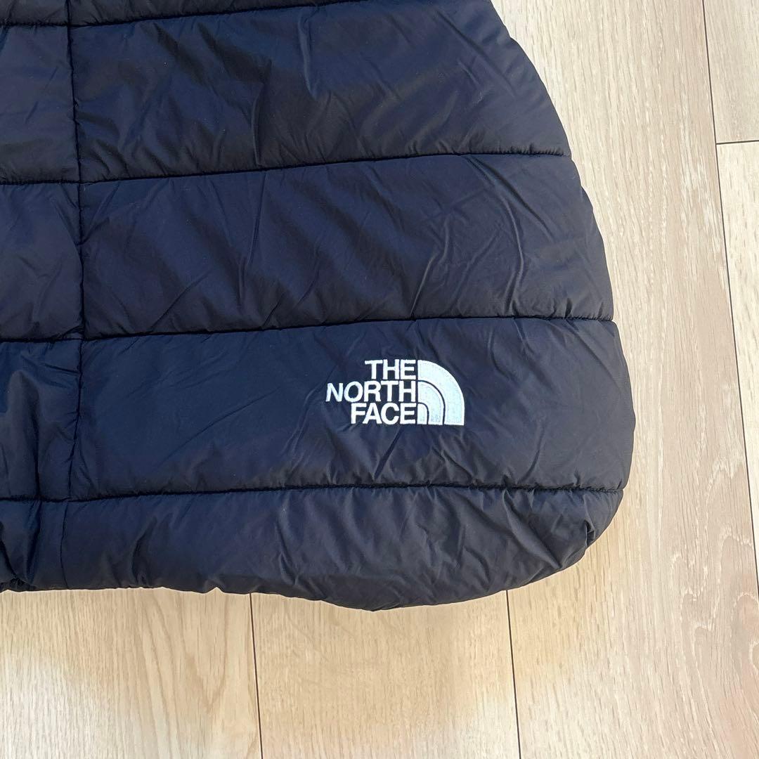 THE NORTH FACE フード付きダウンスリーブ ブラック ブランケット