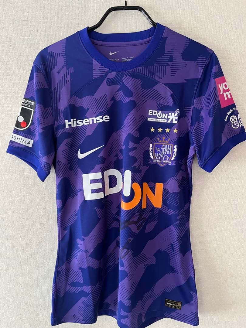 サンフレッチェ広島 オーセンティックユニフォーム 青山敏弘直筆サイン入り