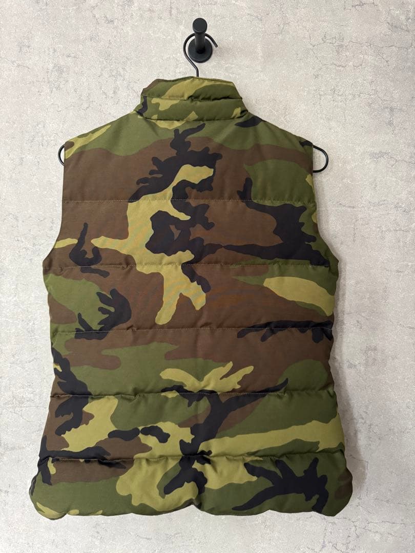 【値下げ】カナダグース ダウンベスト　迷彩　SP