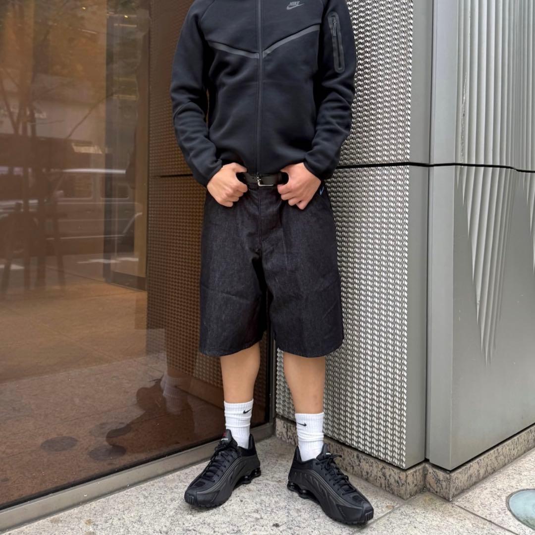 【未使用品】 NIKE SHOX R4 BLACK／27cm スニーカー