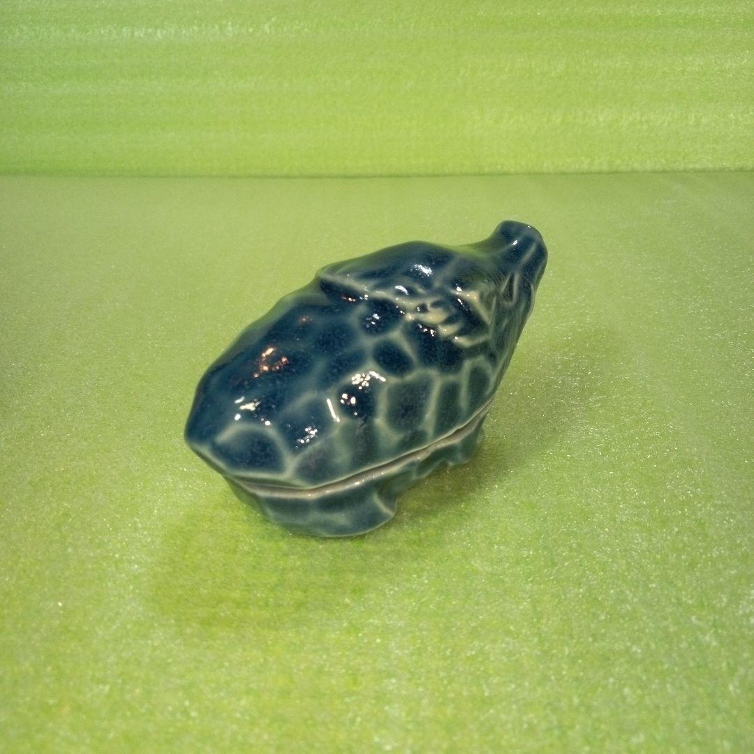 イノシシ型香合　干支香合　レア　希少　香を収納する蓋付きの小さな容器　陶器製？