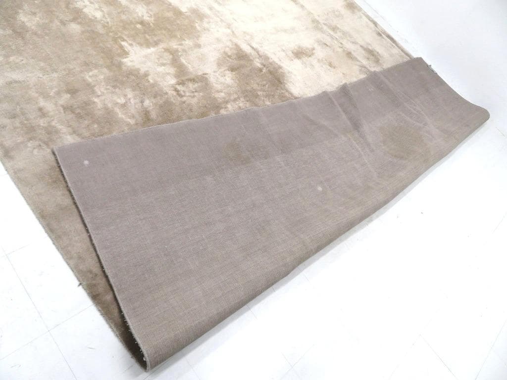 カッシーナixc GTデザイン　大判　ラグ　絨毯　カーペット　モダン　高級