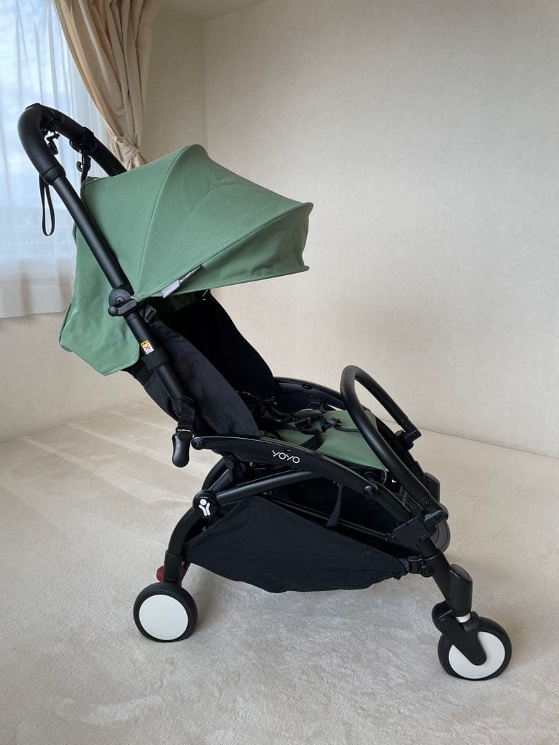 BABYZEN YOYO ベビーカー 2 ⑥+ コンパクトベビーカー　グリーン