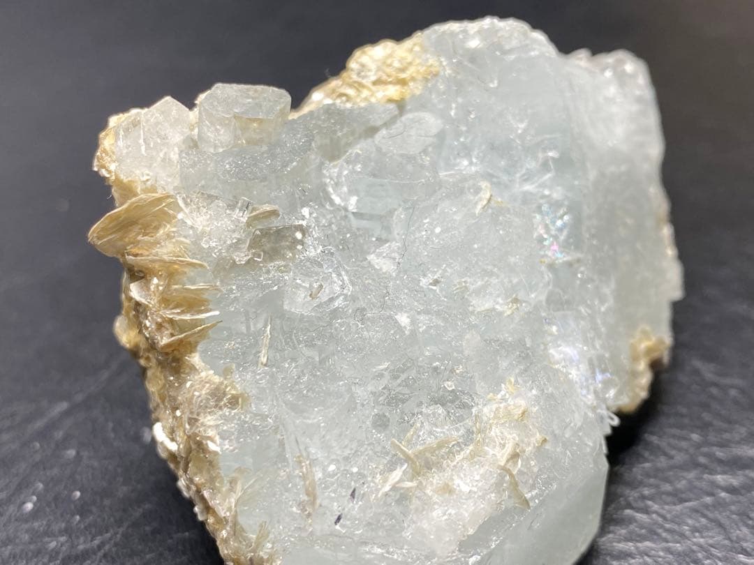 アクアマリン　77g