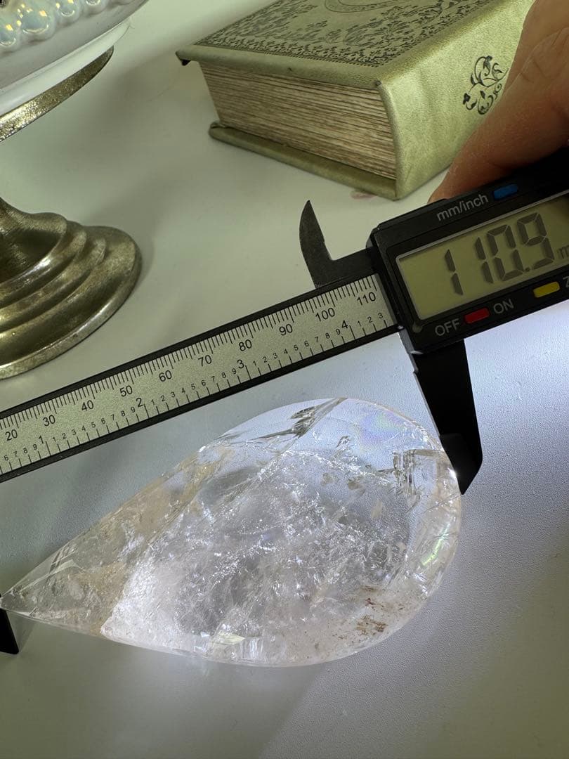 スタンド付き　ピンクアゼツライト(流通名) ピンククリアクォーツ　ファイヤー