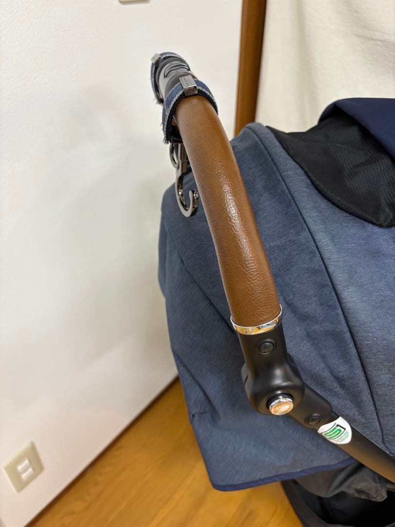 アップリカ ラクーナビッテクッション アカチャンホンポ限定 2021年モデル