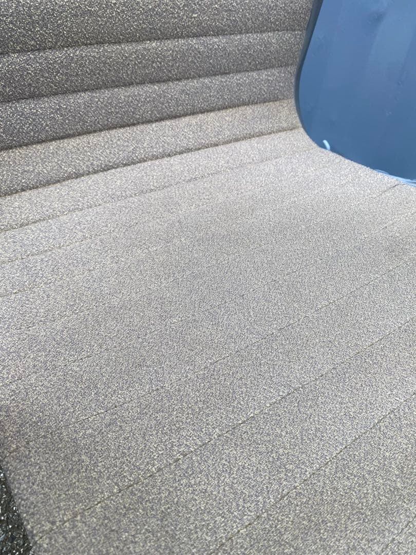 B)HermanMiller■イームズ アルミナムチェア