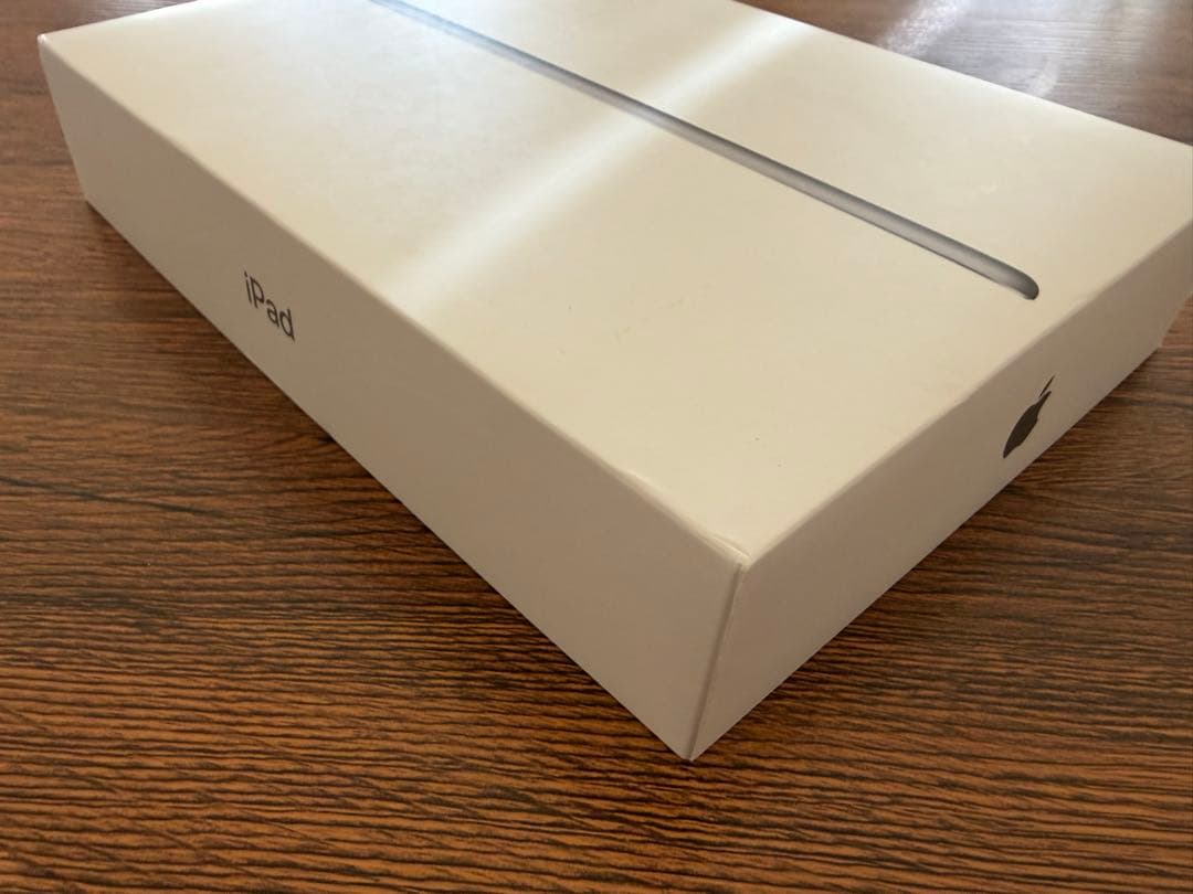 iPad 第6世代 32GB Wi-Fi＋Cellularモデル