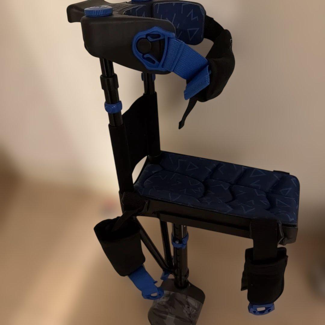 ゆうくん専用　iWALK 自助具 折りたたみ式 青