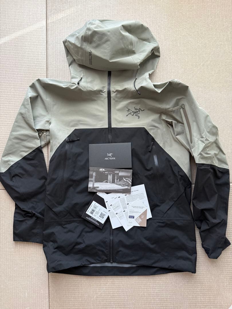 専用‼️アークテリクス　rush 希少カラー　M