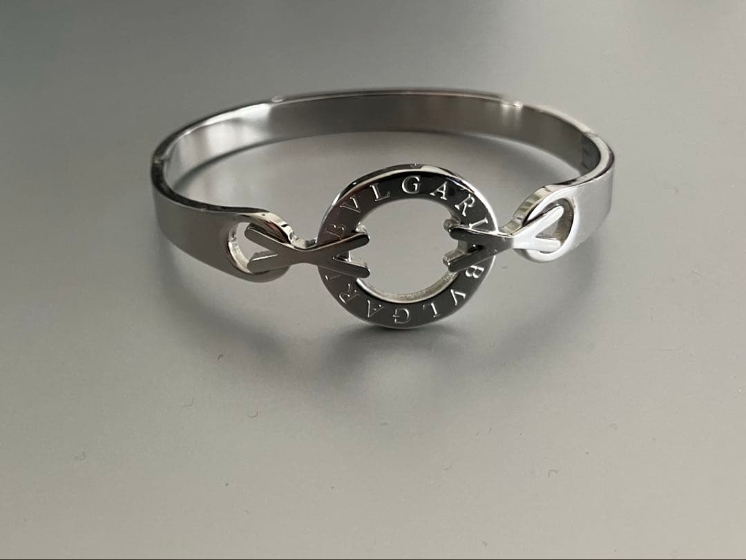 【お値下げ中】BVLGARI ブルガリ シルバーカラーバングル ブレスレット