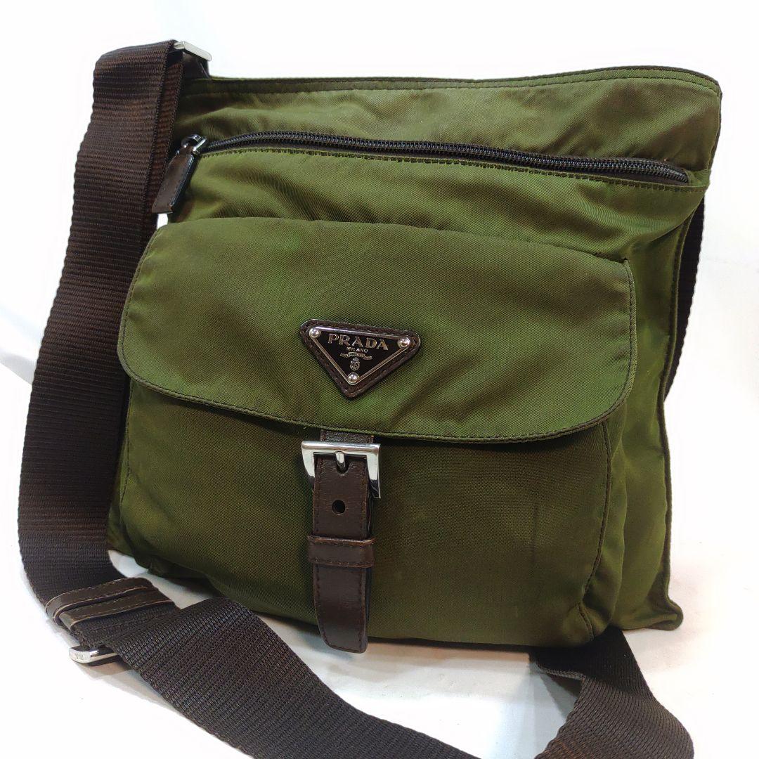 プラダ ショルダーバッグ レザー×ナイロン 三角ロゴ ベルト グリーン系