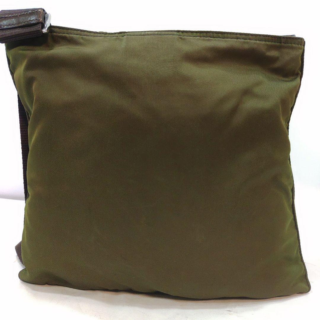 プラダ ショルダーバッグ レザー×ナイロン 三角ロゴ ベルト グリーン系