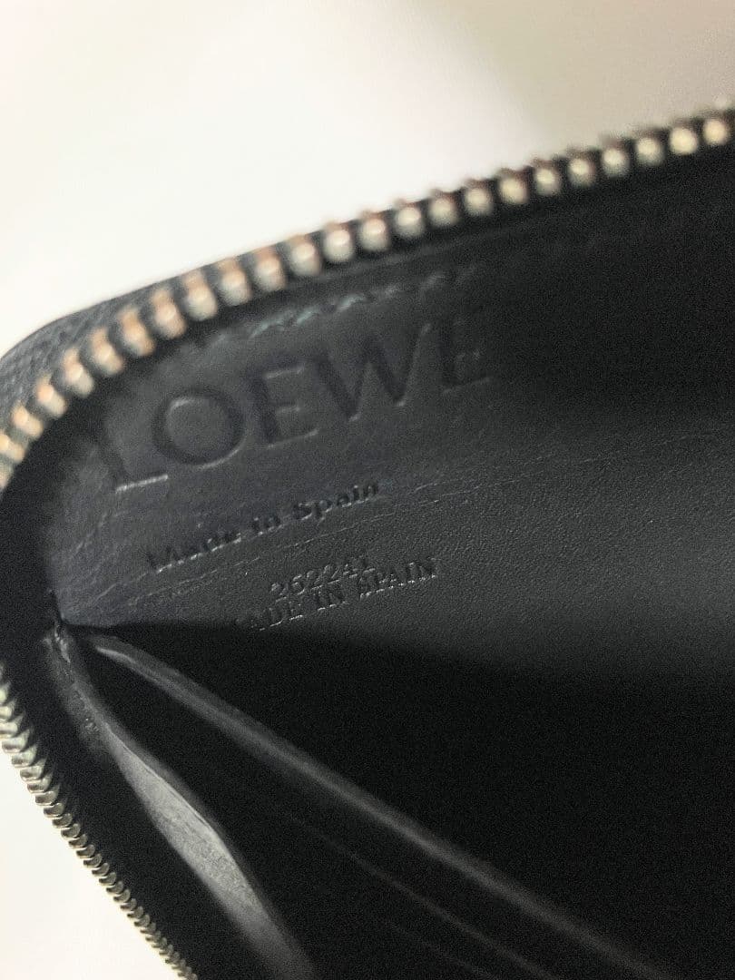 LOEWE 長財布　美品！！