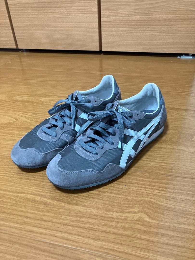 ミ*1様 Onitsuka Tiger グレー スニーカー　セラーノ　28.0セ