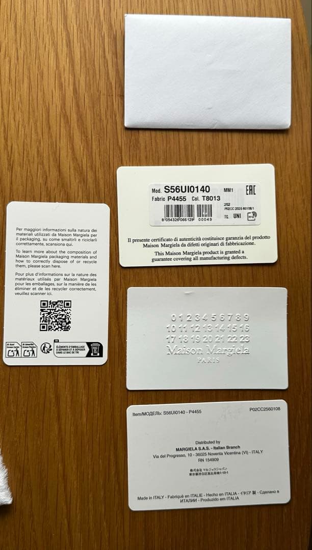 美品　MaisonMargiela メゾンマルジェラ　折り財布　　ブラック