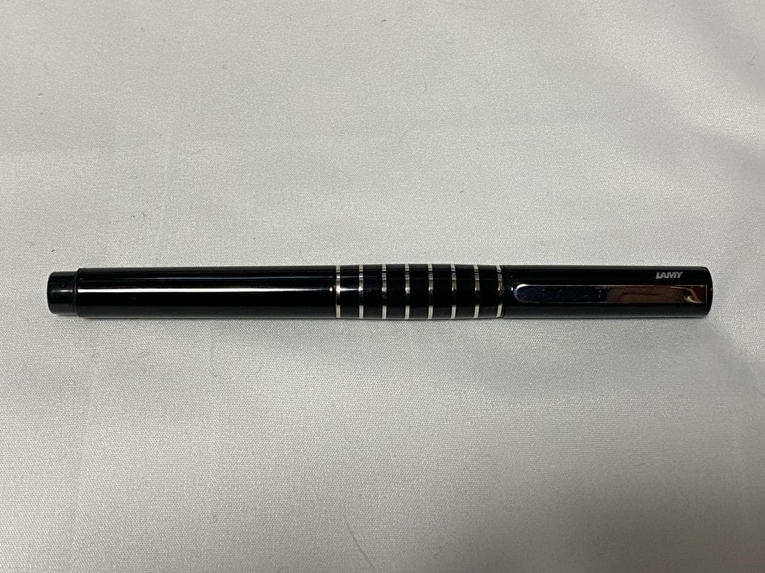 希少 LAMY 万年筆 アクセント エイトリング 14K ペン先F