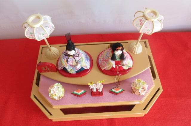 最大安　吉徳購入　 送料込み　ガラスケース 親王飾り　木目込み 二人飾り