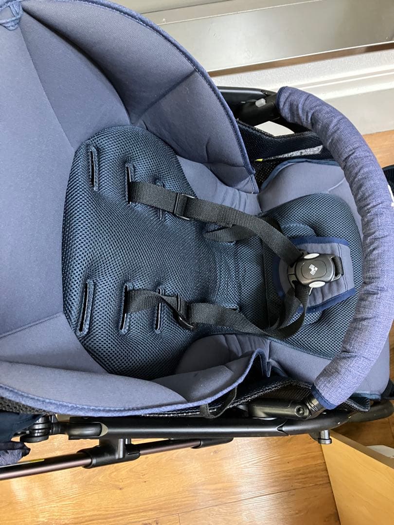 Aprica アプリカ　オプティアクッションプレミアム　サファイアブルー