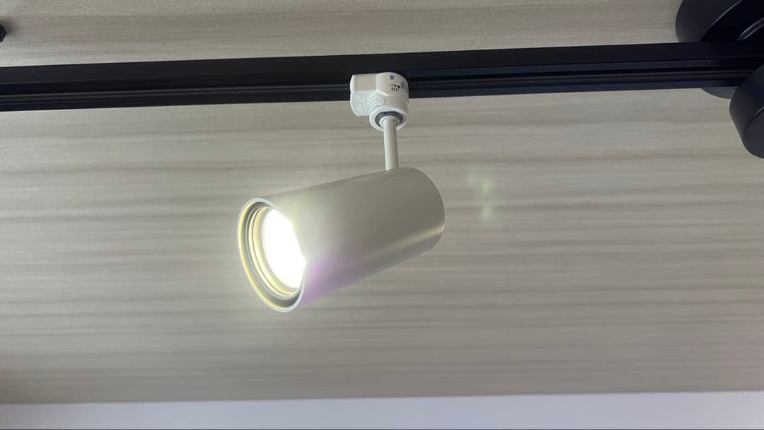 LEDスポットライト　13年製　８個セット