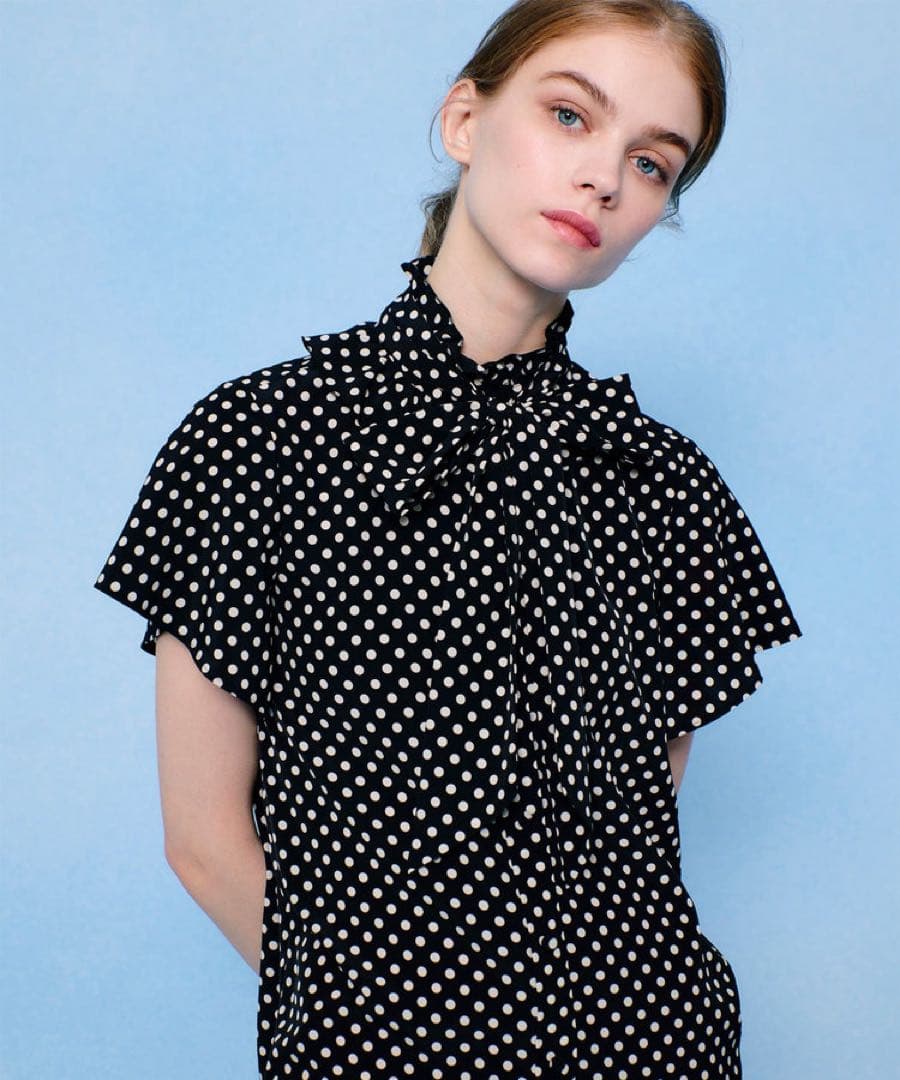 アルアバイル　ルルウィルビー デシンドットフレアスリーブブラウス